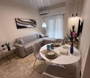 Alexandroupoli Apartment | CityView Luxury Suite