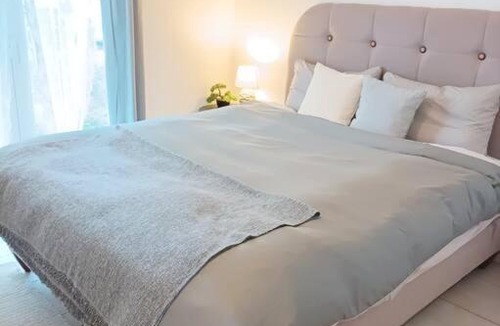Ixia Apartment | Comfy Cozy Iksia