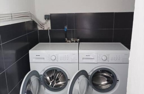 Ixia Apartment | Comfy Cozy Iksia