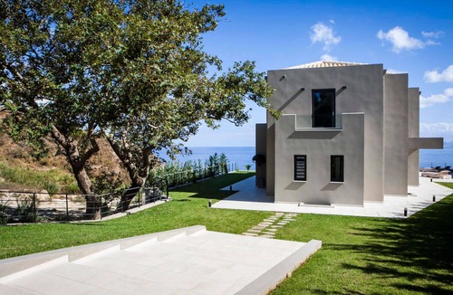 Leivathos Villa | Contemporary Seafront Villa, A/C, Private Pool, Steam Room, Sauna, Gym, Amazing Views - Near Spartia