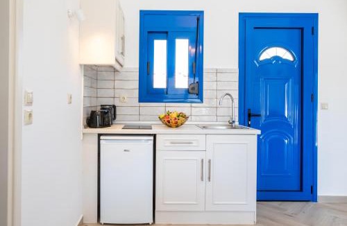 Lefkos Apartment | Corali Studios