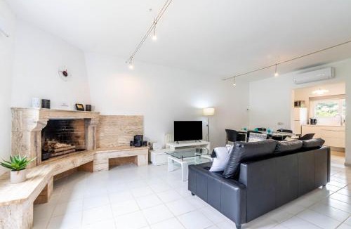 Liapades Villa | Corfu Twins Villa