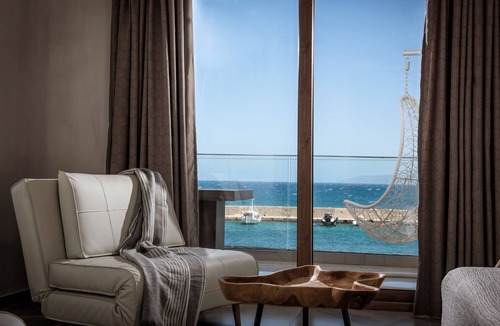 Limenas Chersonisou Apartment | Cosmopolis Crete Suites