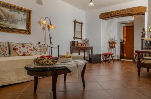 Grigoriana House | Cottage home at South Chania