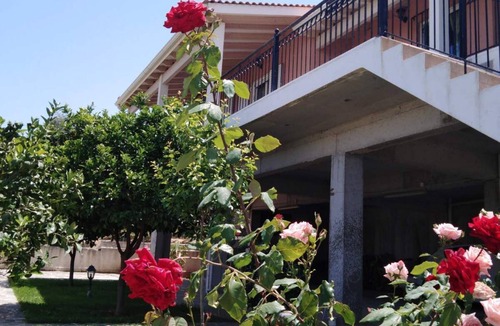 Derveni Cottage | Cottage House Dervini Korinithias with sea view -100m from beach