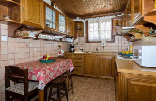 Corfu Town House | Country House with spacious garden