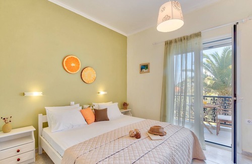 Amoudi Apartment | Cozy family apartments at seaside hotel
