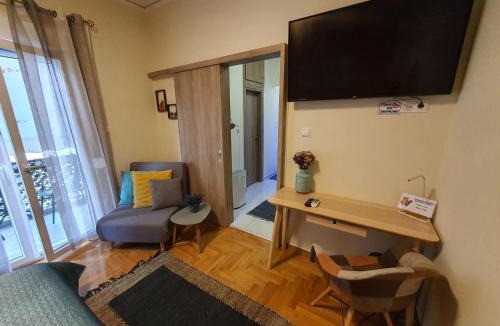 Kallithea Apartment | Cozy Little Home