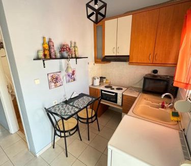 Volos City Centre Apartment | Cozy sunny studio apartment