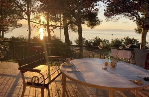 Paradise Beach House | Dafni Beach House