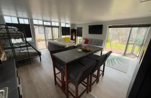 Athenree Apartment | DaVic