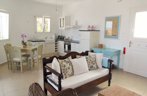 Delfini Villa | Delfini, Syros - A 'Paradise Location' (BBC World) Be in the company of Cats