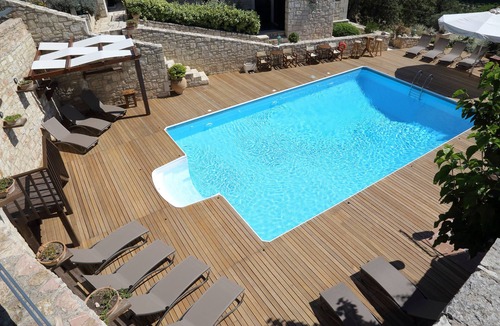 Asites Apartment | Deluxe One Bedroom Apartment