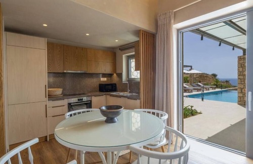 Spartia Villa | Deluxe Villa