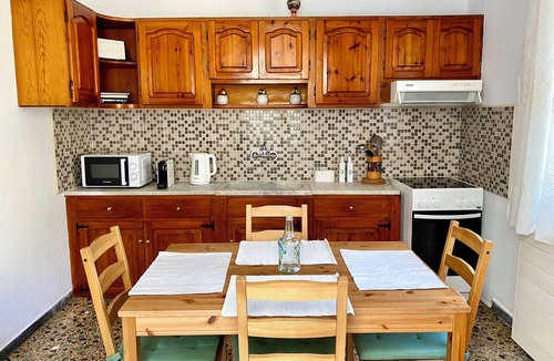 Glossa House | Demie and George House with stunning view