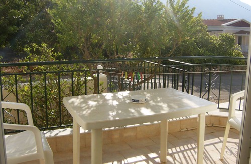 Karavados Apartment | Dendias Studios Self Catered Apartments in Karavados Kefalonia Greece