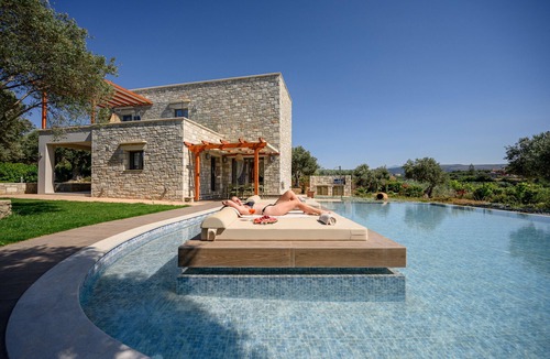Prinos Villa | Diktamos villa,huge private pool,Garden