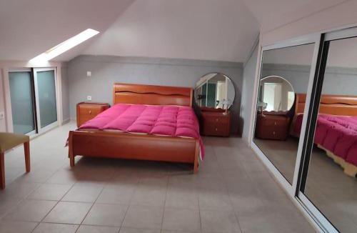 Kalo Nero House | Dimitra's Loft House