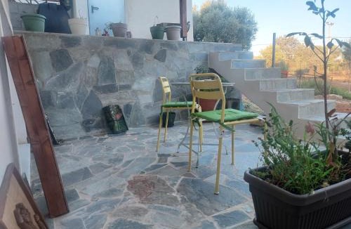 Palaia Fokaia Apartment | Dina