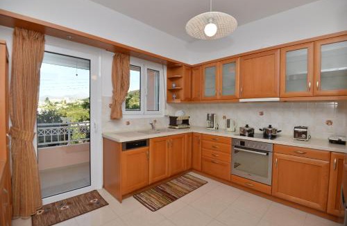 Dilofo Villa | Diogenis Home