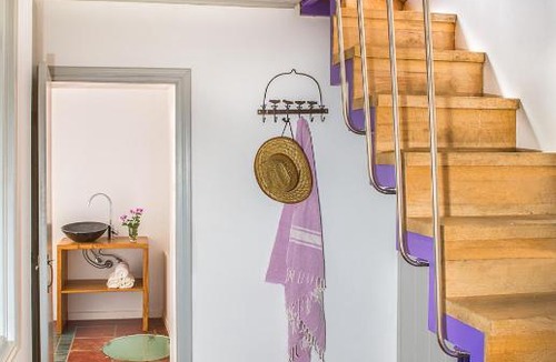Perlegianika House | Dipaton House