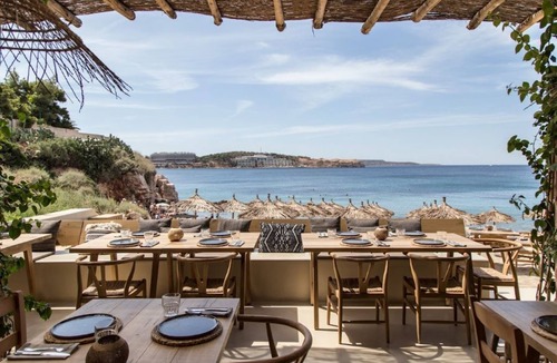 Vari-Voula-Vouliagmeni Apartment | Directly before the sea.Direkt vor dem Meer