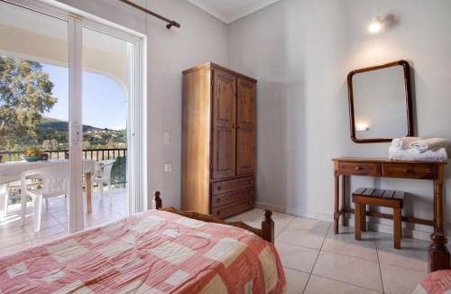 Limni Keri Apartment | Dolphin Apartment 1