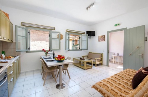 Gaios Apartment | Dora II Studio - Studio Apartment, Sleeps 3