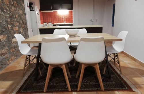 Kithira House | EASY LIVING - The beauty of simplicity!