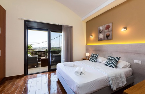 Loutra House | Eden Residences