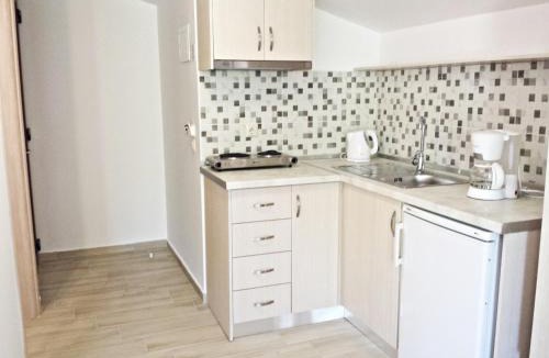 Paralia Pantaleimonos Apartment | Efrosini Hotel Apartments & Studios