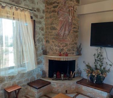 Agia Triada House | Eftihia's Home