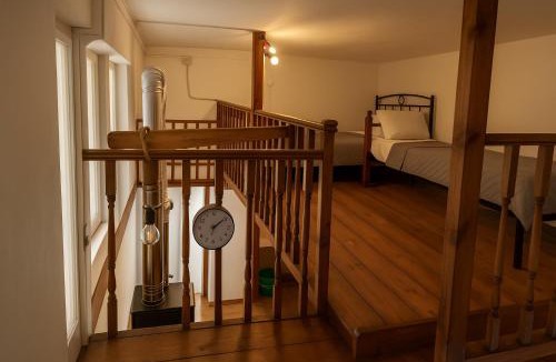 Zaros Apartment | Eleni's Traditional Home with Barbeque