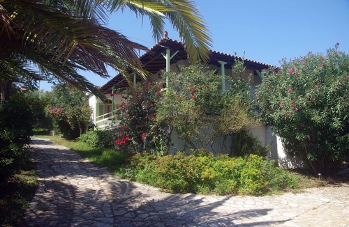 Pylos-Nestoras House | Elia apartment Holiday paradise next to the beach