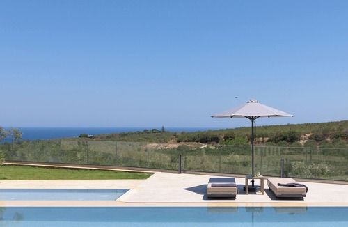 Asteri Villa | Elia Villa, with Pool, SeaViews & Iconic Design