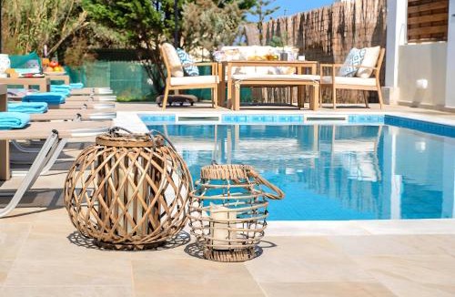 Paralia Kourna House | Eliomar Villa Am Strand