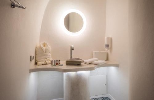 Oia House | Elite Luxury Suites