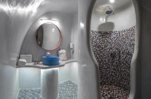 Oia House | Elite Luxury Suites