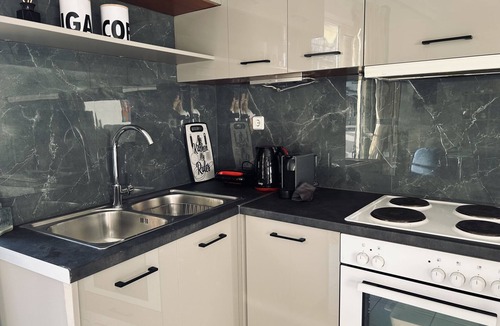 Peiraiki Apartment | Ella Suite Piraeus Stylish St, Balcony & Sea View