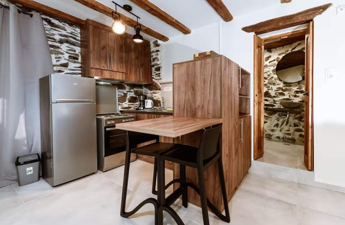Perivolia Villa | Ellafos Traditional Living