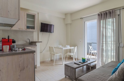 Ampelokipoi Apartment | Elvita Apartments 3