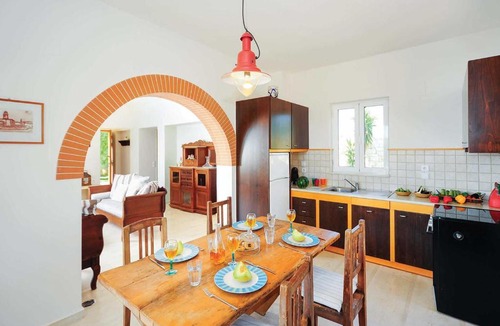 Prinos Villa | Elya