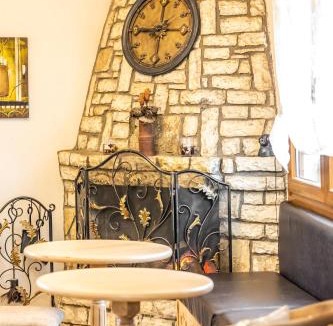 Kalavrita Hotel | Enastron