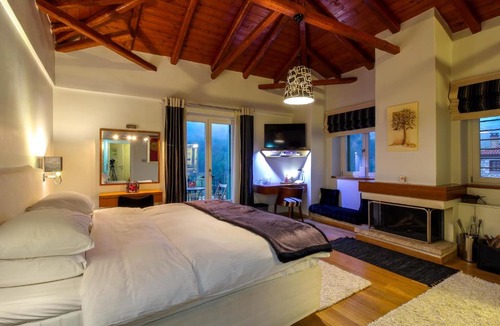 Dimitsana House | Enastron Guesthouse