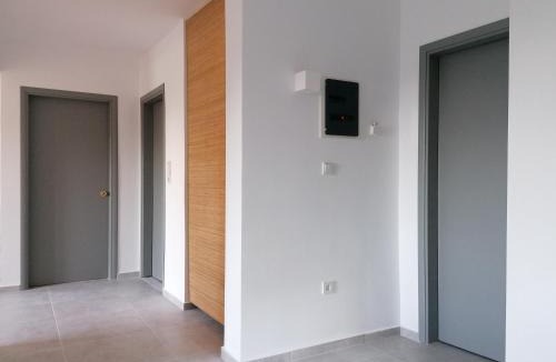 Ixia Apartment | Endless Summer Pool Flat