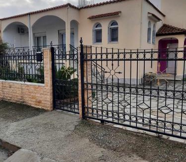 Kavala House | Enjoy Inn