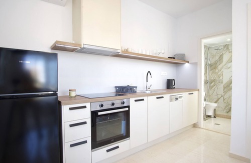 Analipsi Apartment | Enjoy the Crete during your holidays in a cozy apartment next to the sandy beach