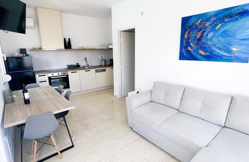 Analipsi Apartment | Enjoy the Crete during your holidays in a cozy apartment next to the sandy beach