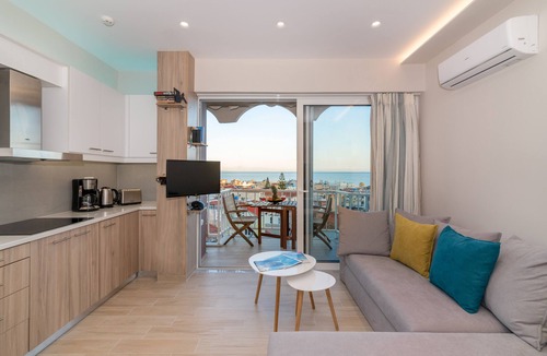 Zakynthos Town Apartment | 'Eolia Apartment' - Sea & City View Central Apt