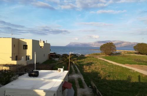 Kissamos Apartment | Erini Room